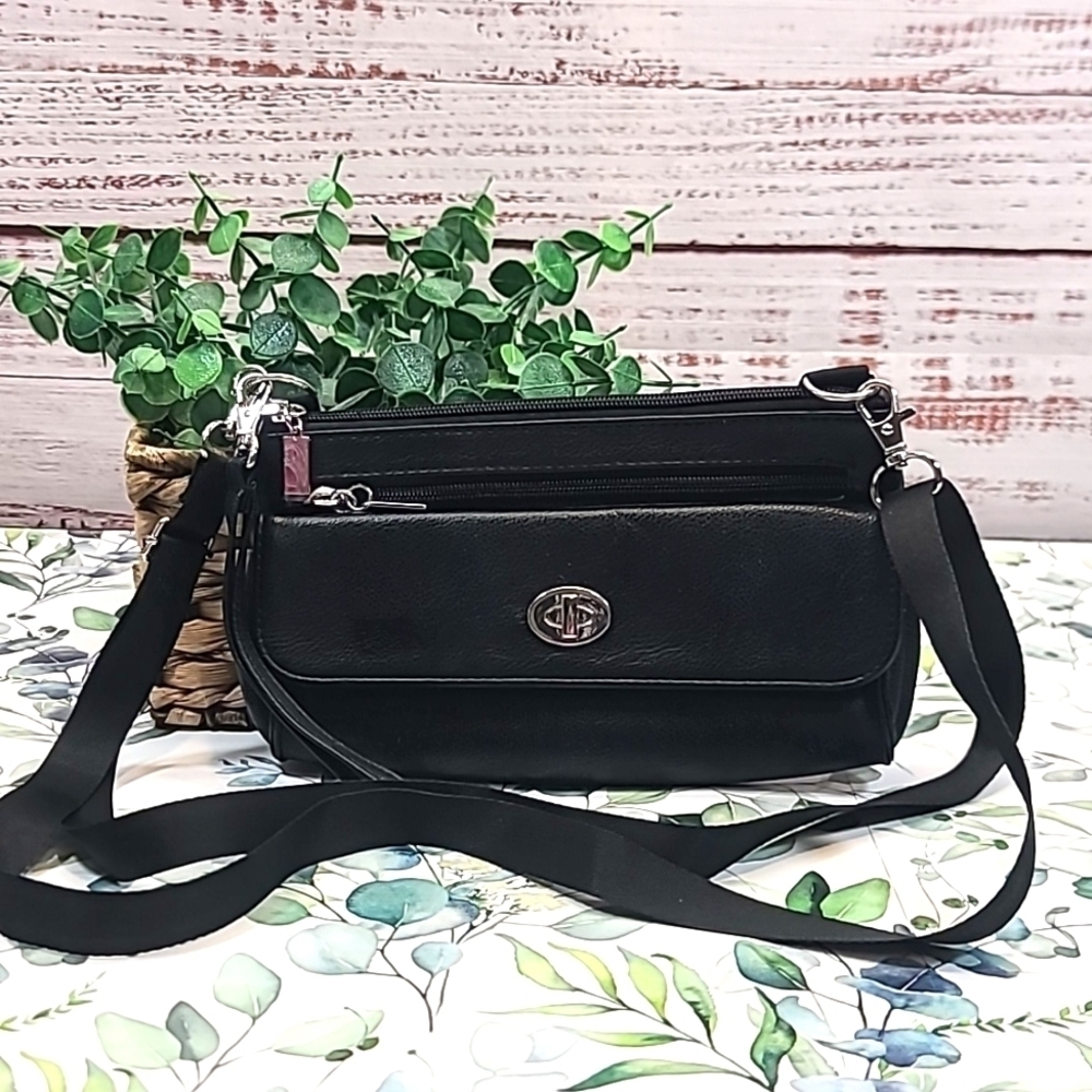 No brand faux leather belt wallet clutch